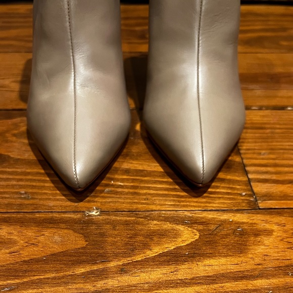 Black Suede Studio Jennifer Pointy Toe Bootie Fendi Leather, 37 EU (6.5 - 7 US) - Picture 9 of 14